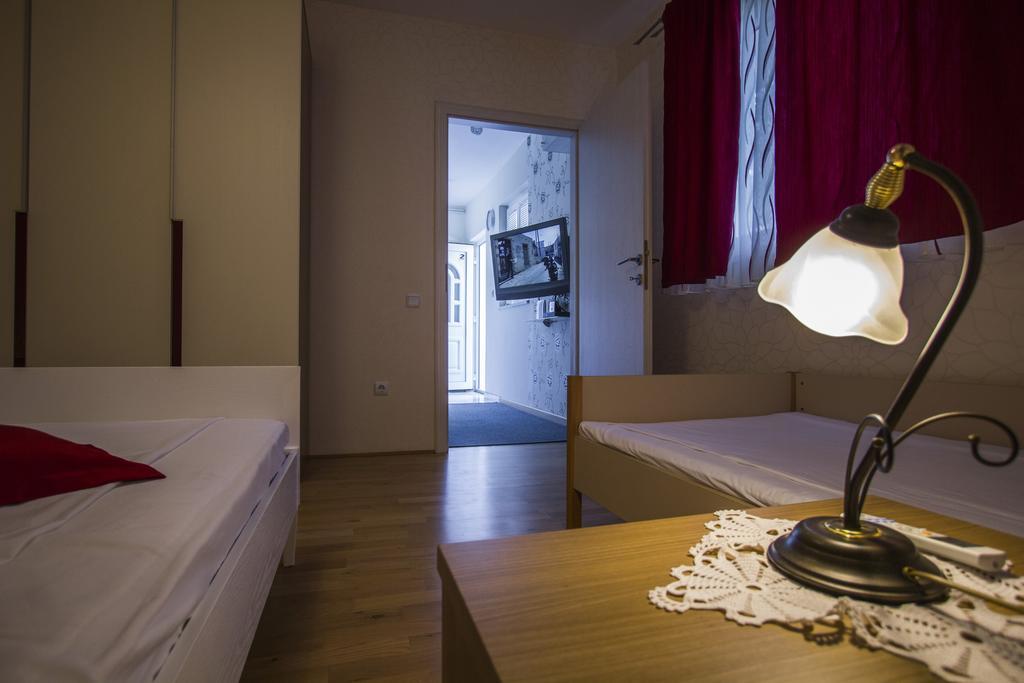 Apartments Rako M&I Podstrana Værelse billede