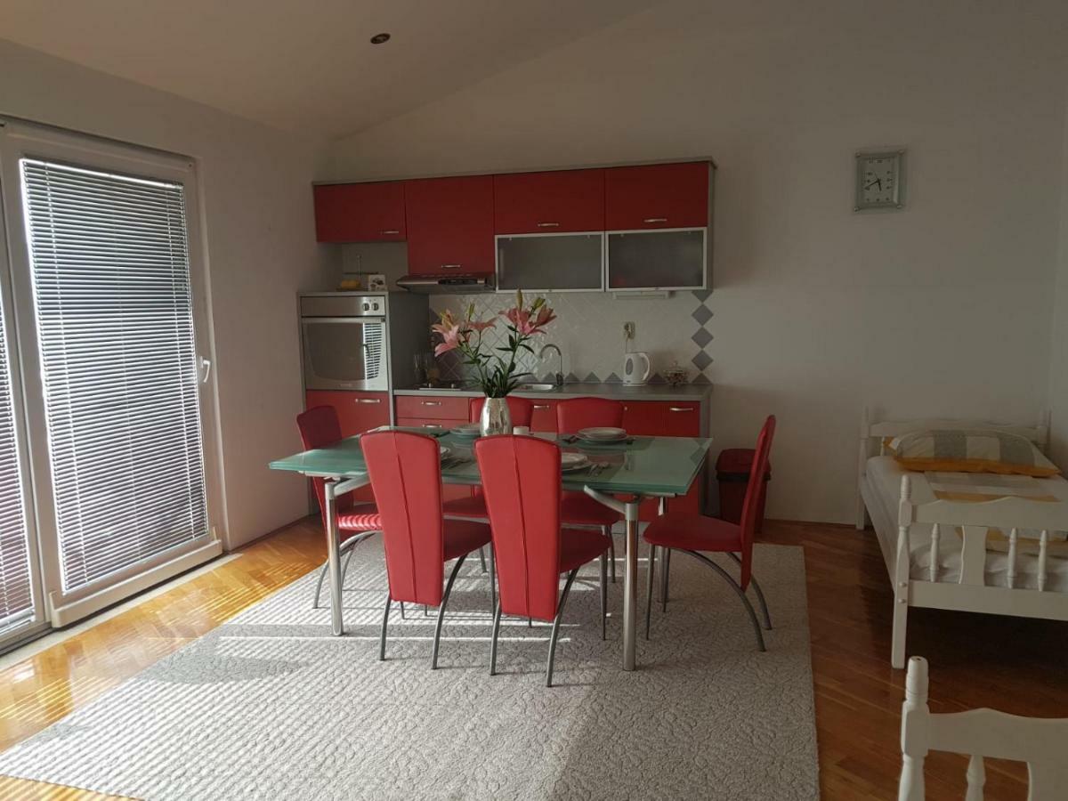 Apartments Rako M&I Podstrana Eksteriør billede
